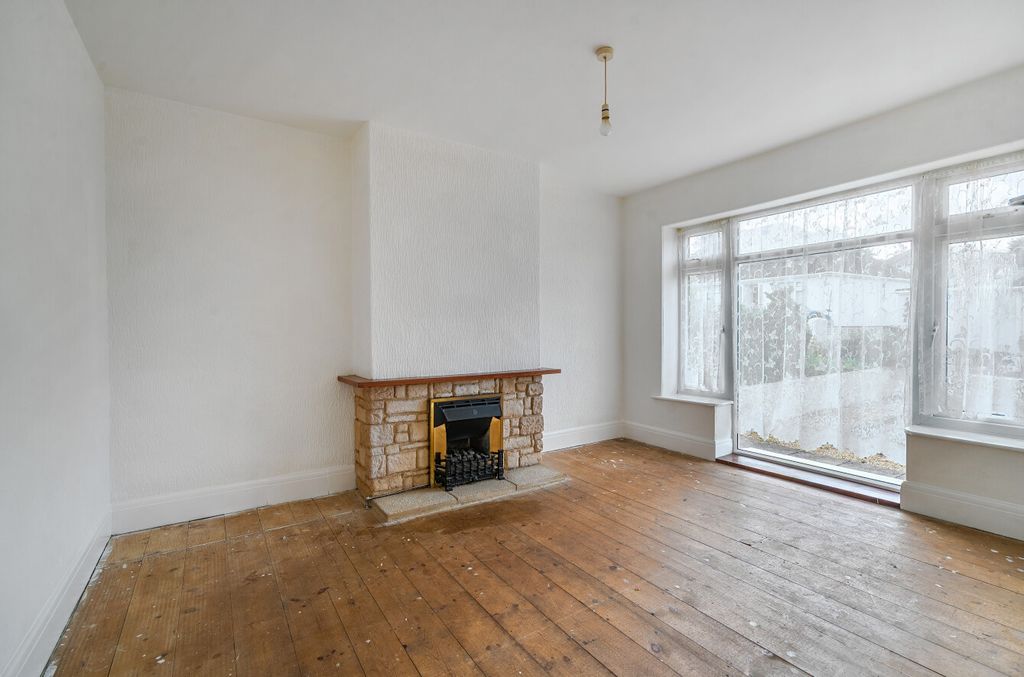 Property photo 2 of 19 1458865-10-6A06E5...