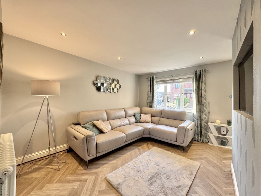 Property photo 2 of 31 Img_7042