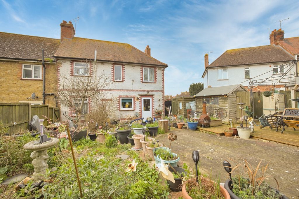 Property photo 3 of 10 Picture 3