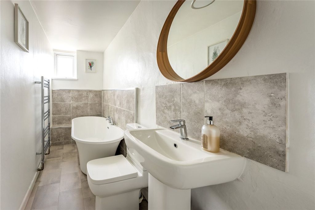 Property photo 3 of 13 Picture No. 53