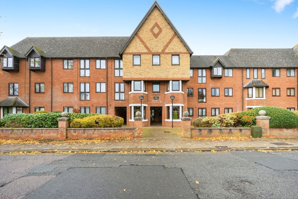 Property photo 1 of 17 Photo