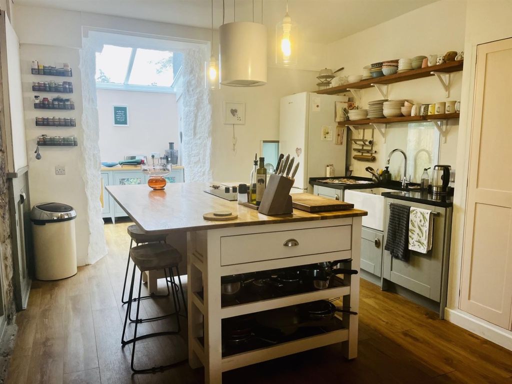 Property photo 2 of 43 Kitchen .Jpg