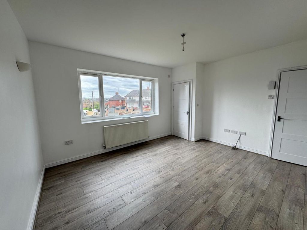 Property photo 2 of 11 Img-20250416-Wa0120.Jpg