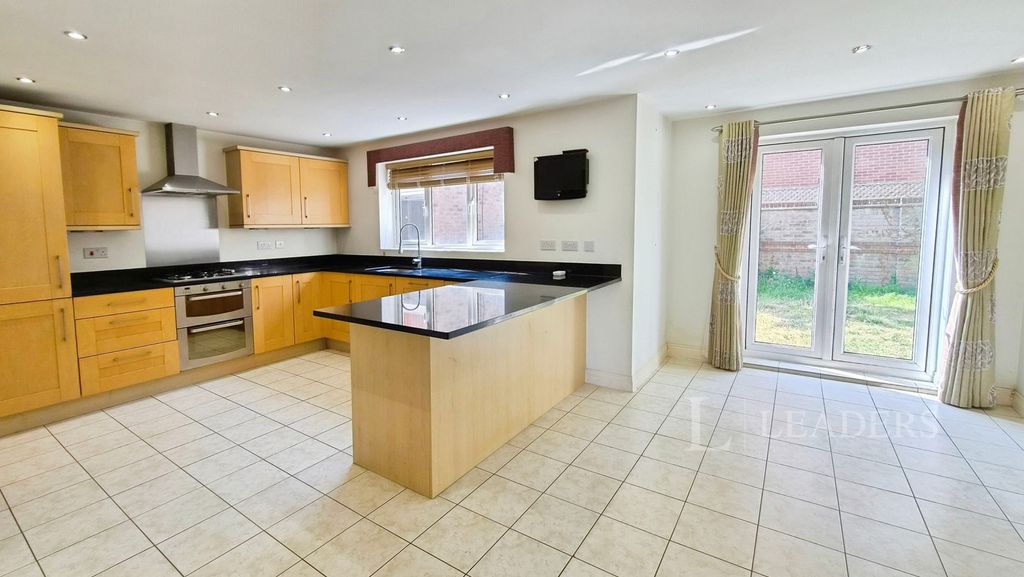 Property photo 2 of 18 Pbox-Img.Jpg