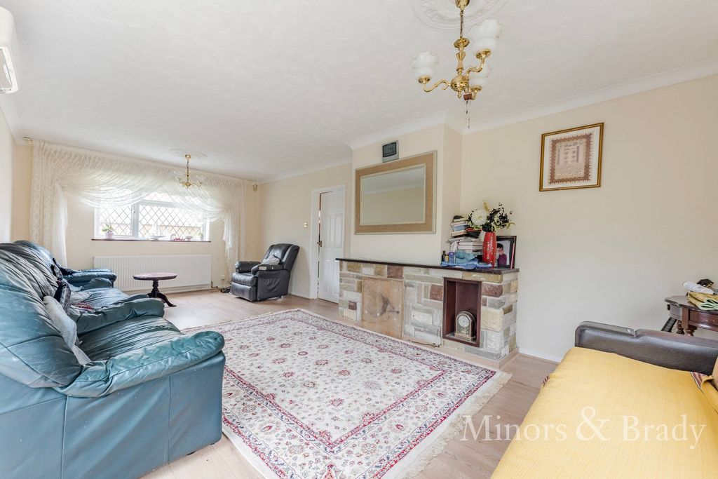 Property photo 3 of 22