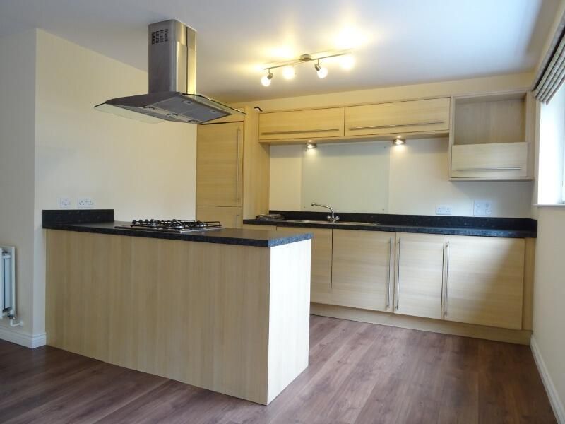 Property photo 3 of 12 Kitchen