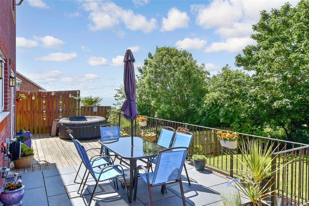 Property photo 3 of 15 Patio / Decking