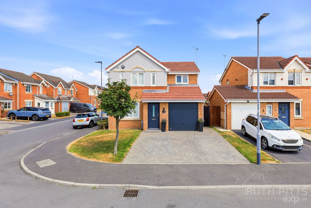 Property photo 1 of 30