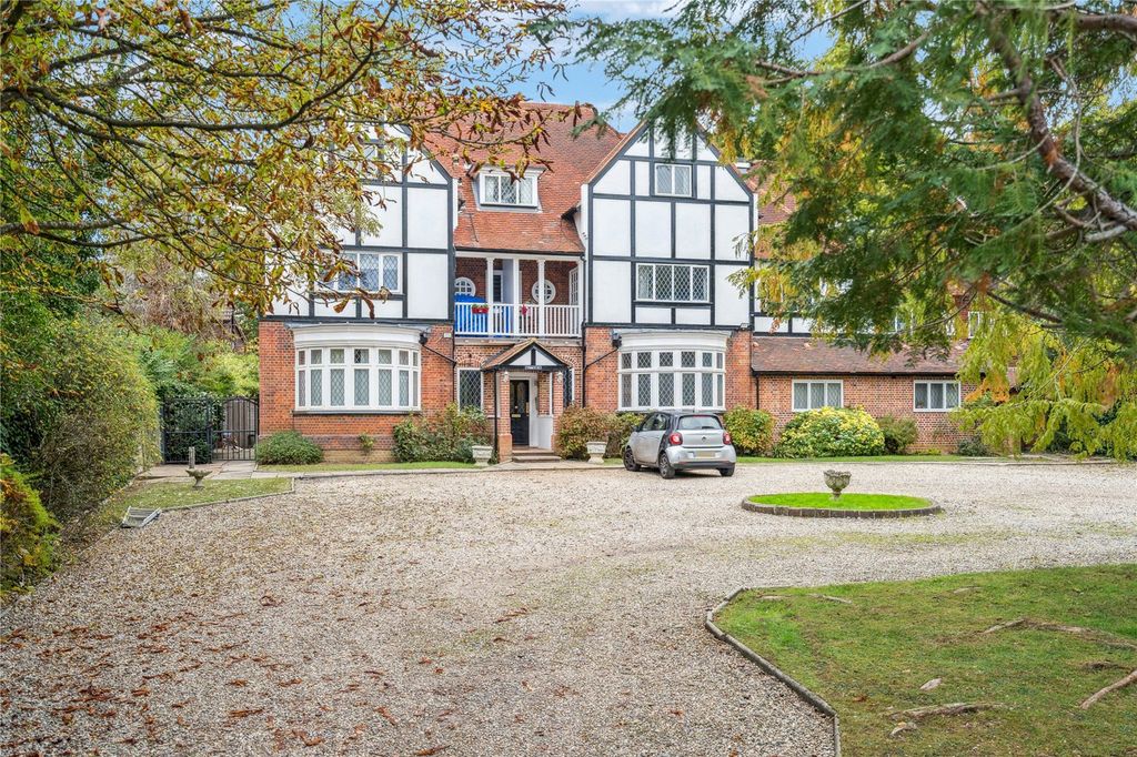 Property photo 1 of 11 Exterior Front