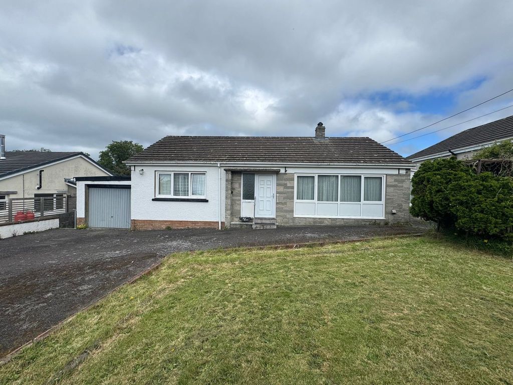 Property photo 2 of 29