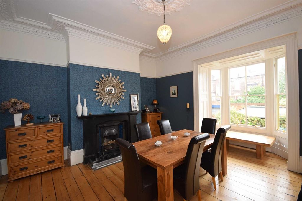 Property photo 3 of 26