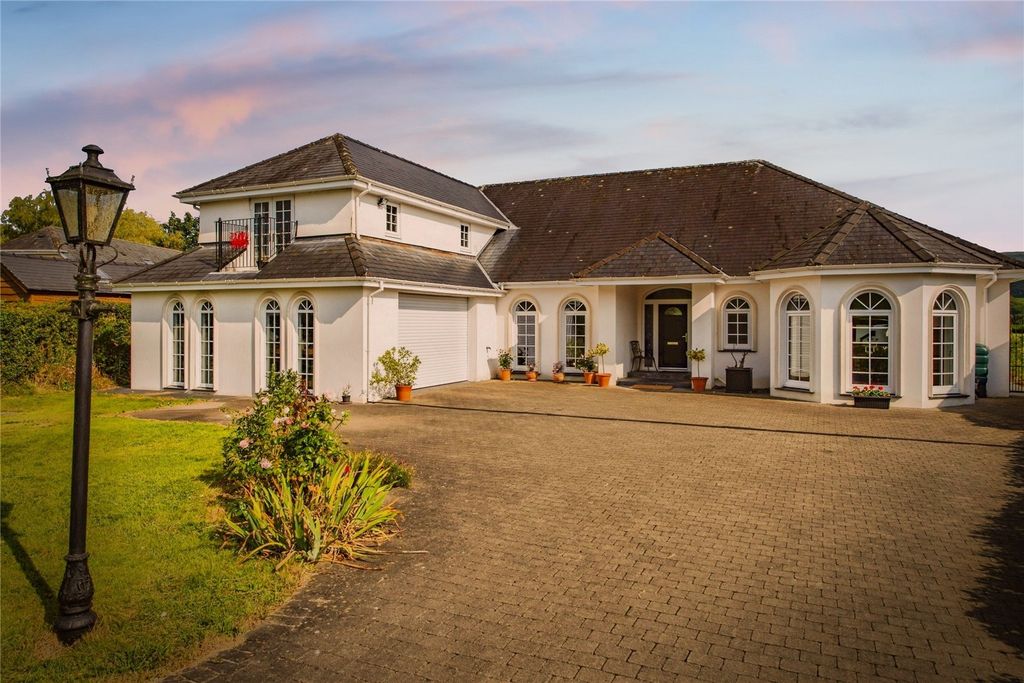 Property photo 3 of 27 Picture No. 49