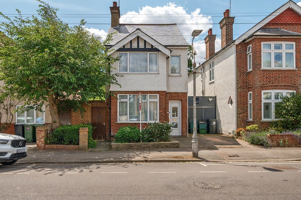 Property photo 1 of 18