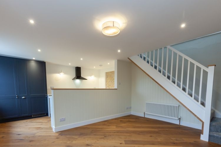 Property photo 3 of 9 210961