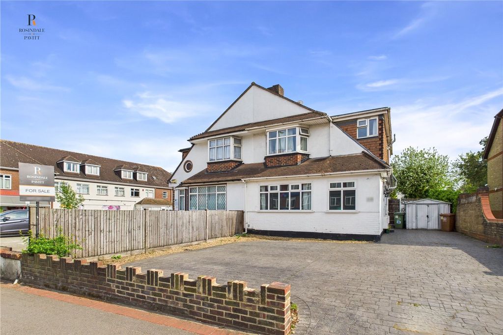 Property photo 1 of 29