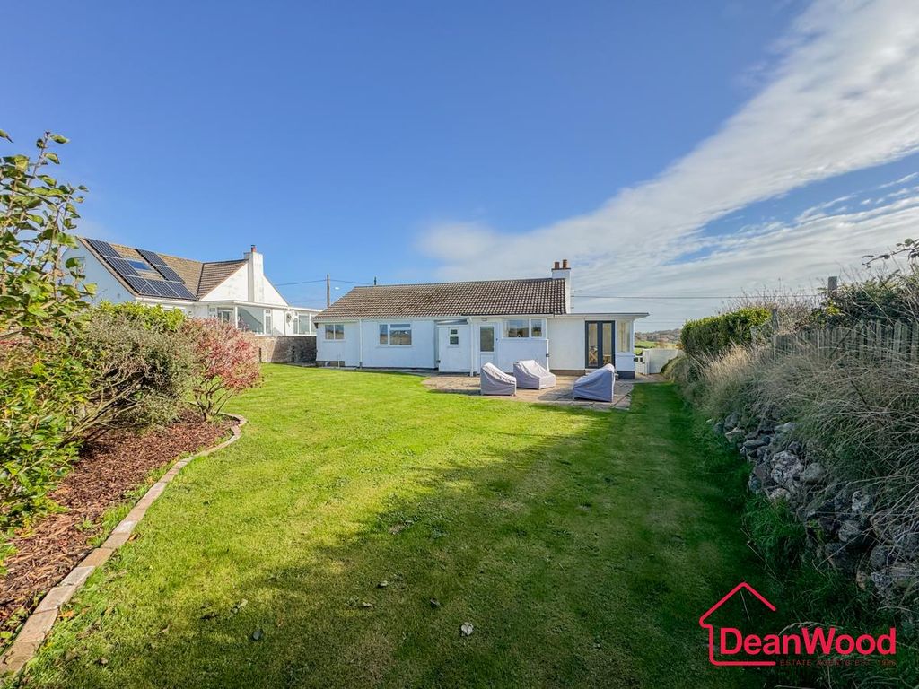 Property photo 3 of 37 3.Jpg