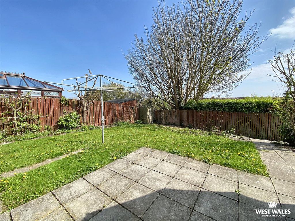 Additional image 20 of 3 bed detached bungalow for saleCenarth Close, Pembroke Dock SA72