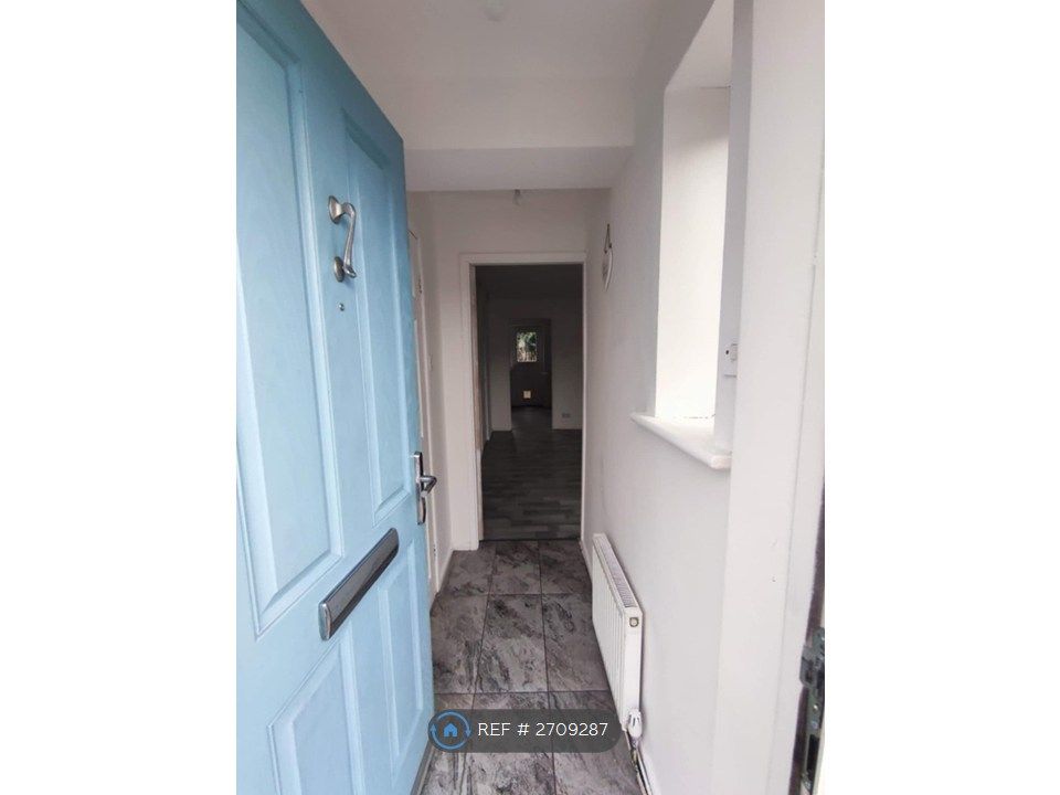 Property photo 1 of 29 Entrance