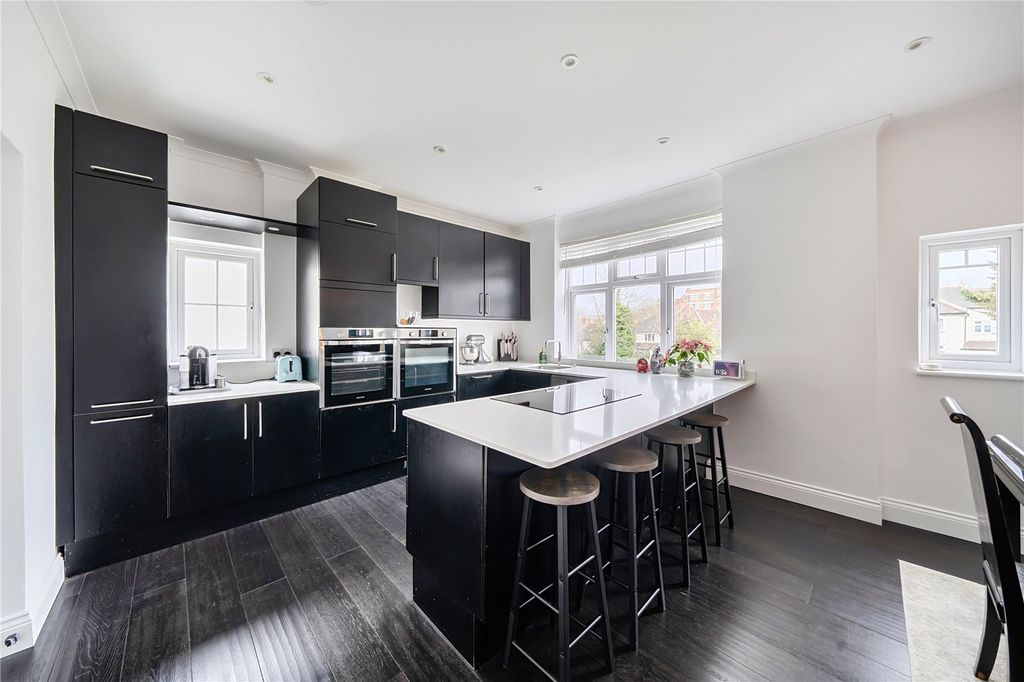 Property photo 3 of 21 Picture No. 03