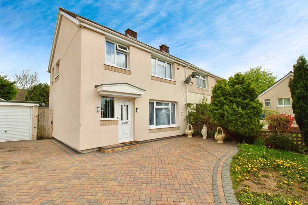 Property photo 1 of 14