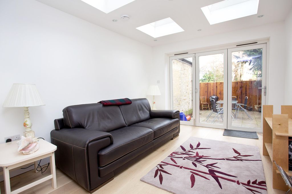 Property photo 3 of 11 Reception Room