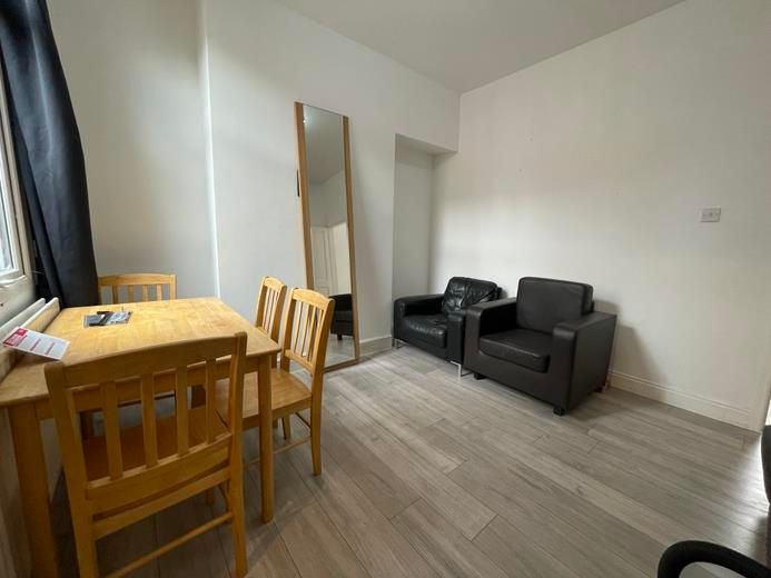Property photo 3 of 10 Dining Room