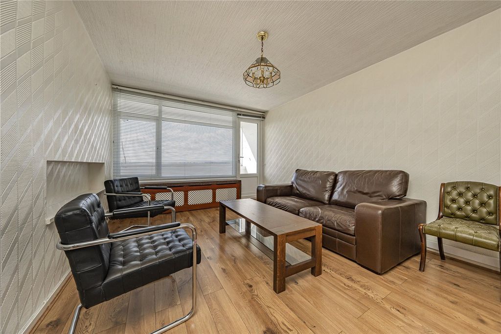 Property photo 2 of 12 Picture No. 08