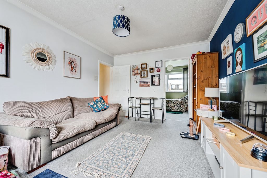 Property photo 3 of 15