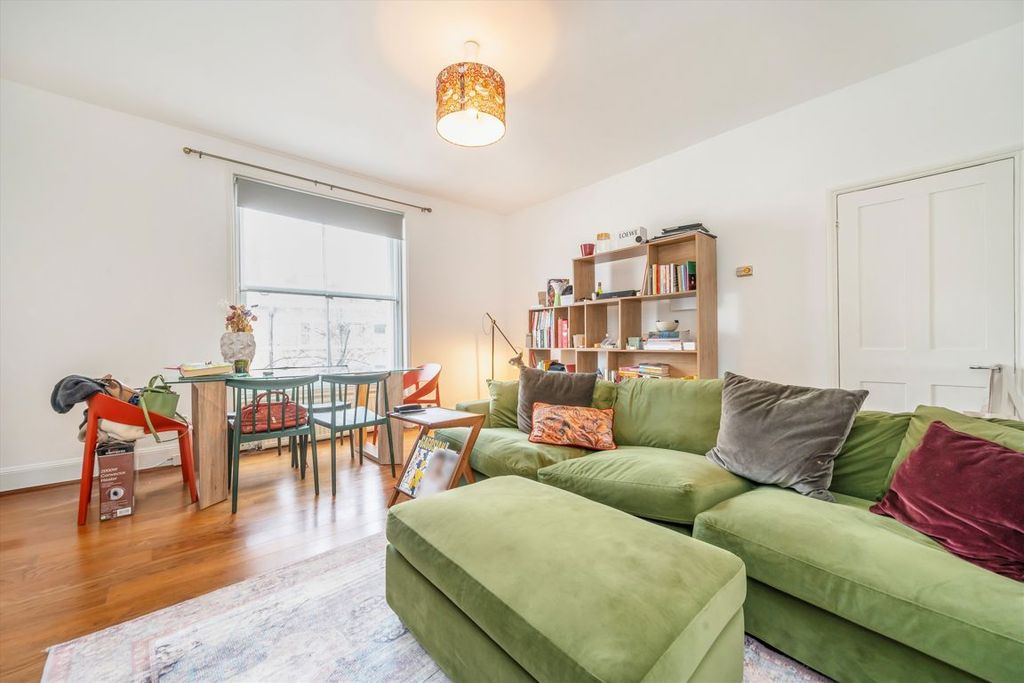 Property photo 2 of 5