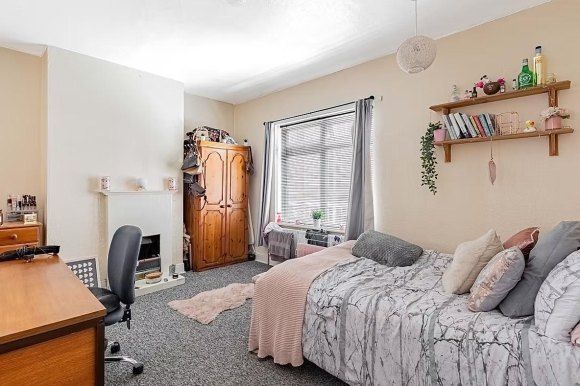 Property photo 1 of 15 1A48d7_60079F800A2440478A26136Ca1Aeb9d7mv2.Avif