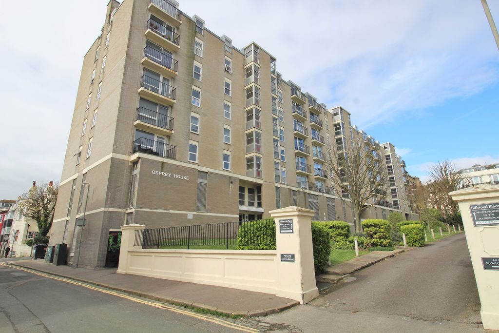 Property photo 1 of 13 Building