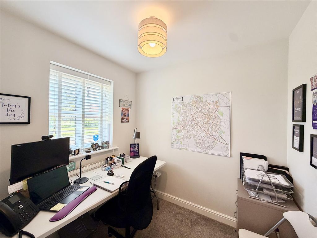 Additional image 9 of 4 bed detached house for saleDaffodil Close, Loughborough LE11