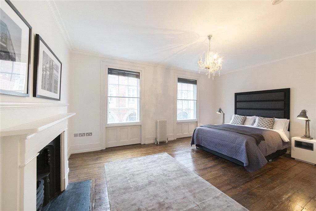 Property photo 3 of 9 Wellington Street