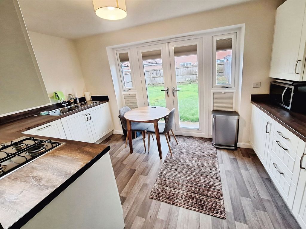 Property photo 3 of 9 Kitchen/Diner