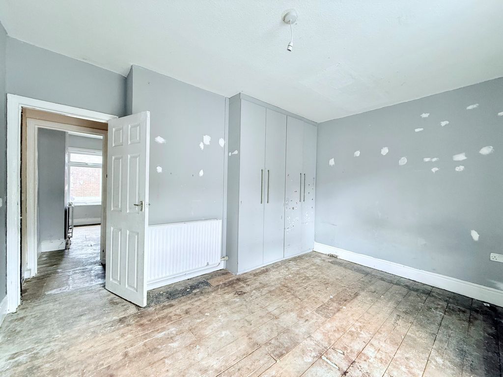 Property photo 3 of 4
