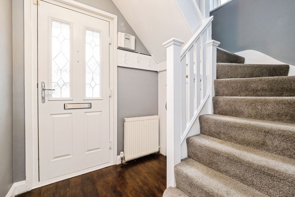 Property photo 2 of 20 Pbox-Img.Jpg