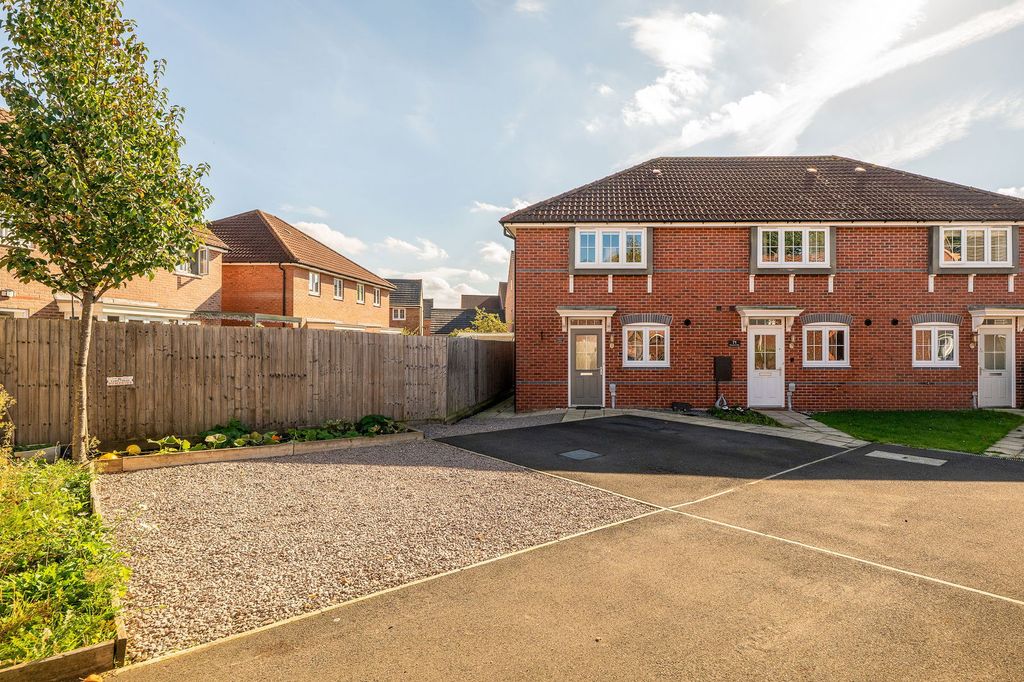 Property photo 1 of 23