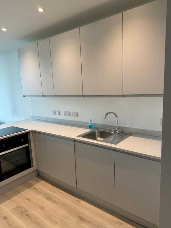 Property photo 3 of 13 Kitchen