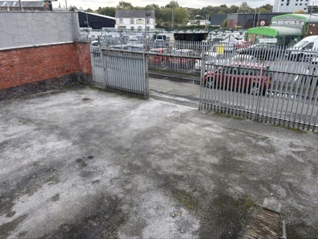 Property photo 2 of 7 Tempfileforshare_20251017120156.Jpg