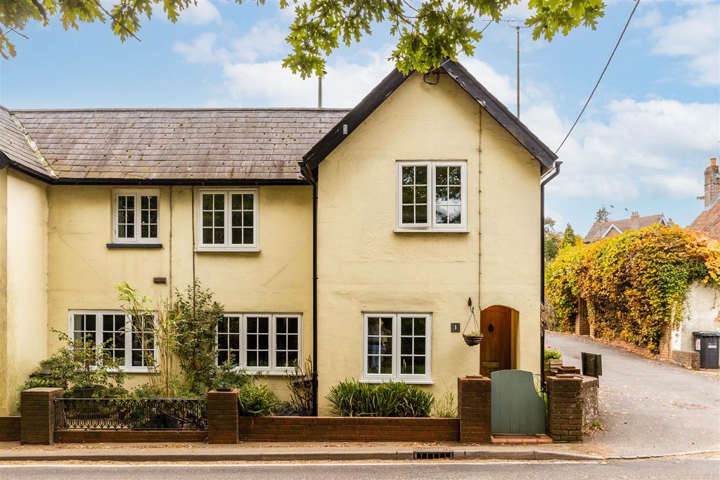 Property photo 1 of 28