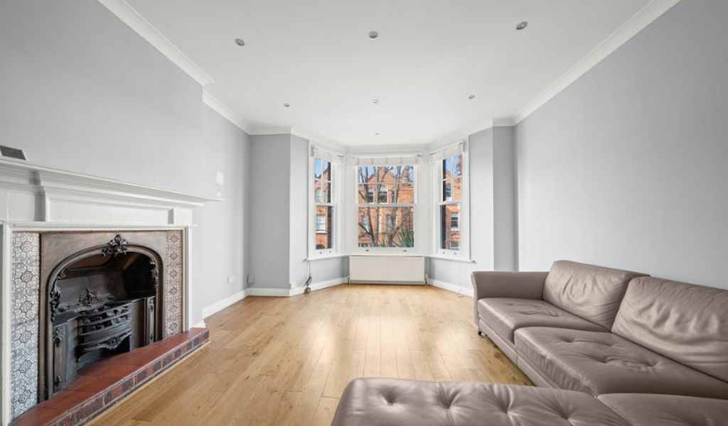 Property photo 1 of 7 Photo 1