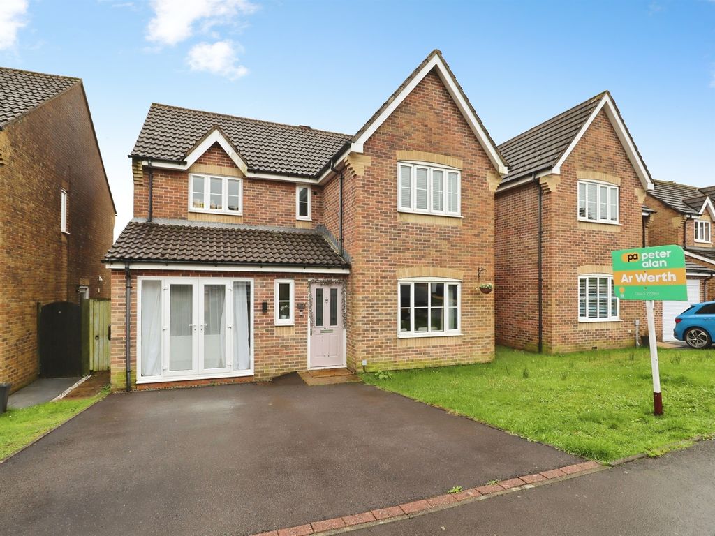 Property photo 1 of 20