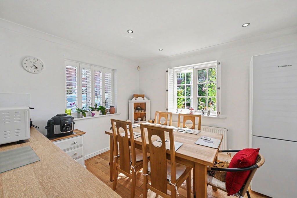 Property photo 3 of 18 Photo 10