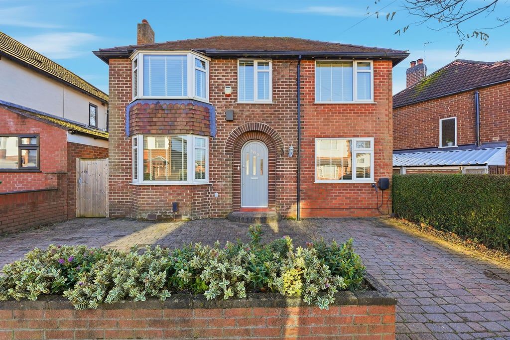 Property photo 1 of 30