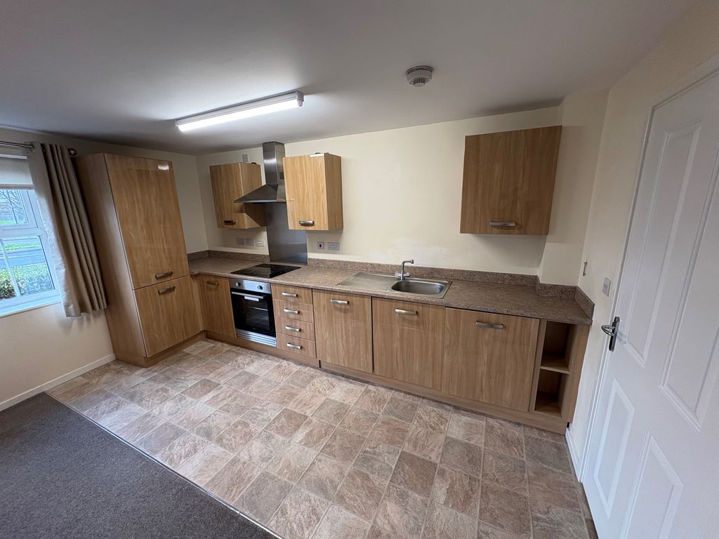 Property photo 3 of 16 Bedroom 2