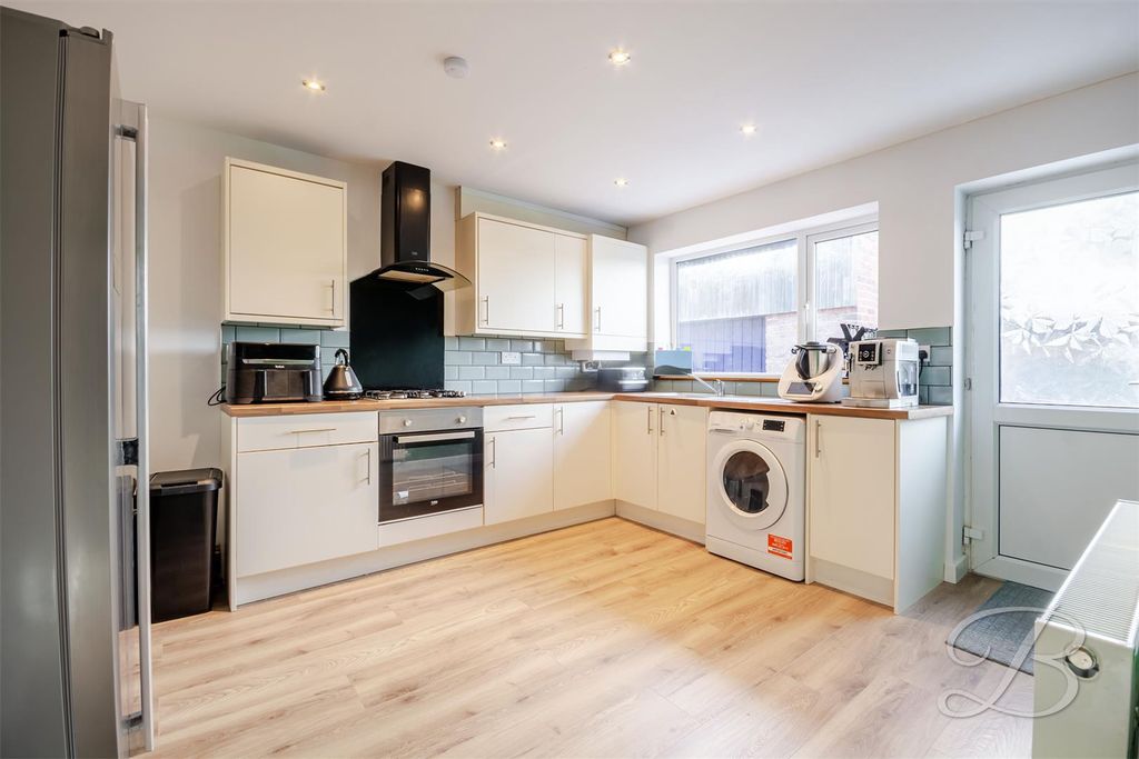 Property photo 2 of 34 Ccltd-15.Jpg