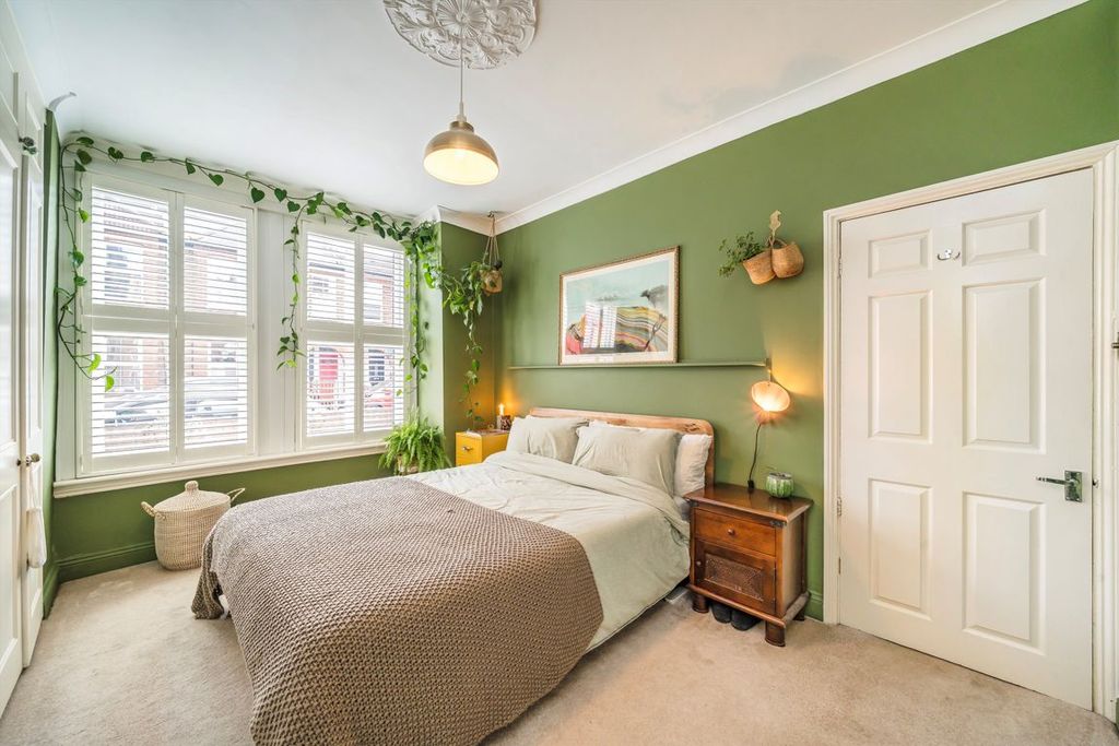 Property photo 3 of 8