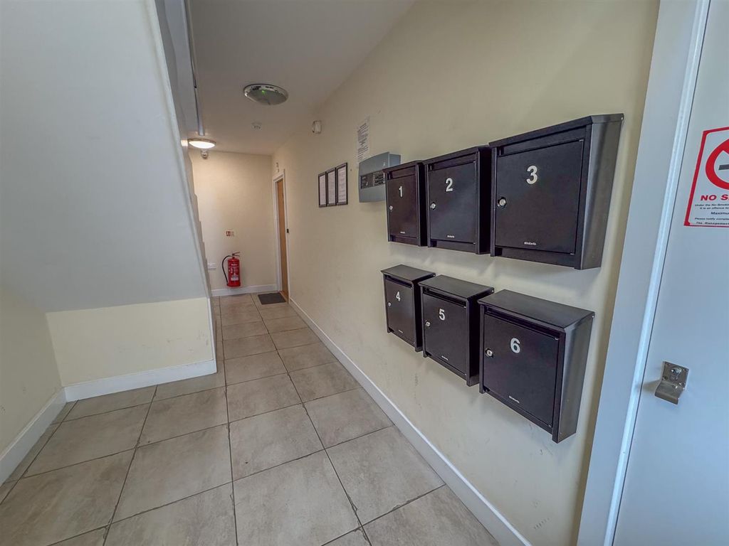 Property photo 2 of 13 6 Close Beg (7).Jpg