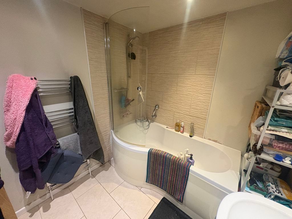 Property photo 3 of 5 Photo 4