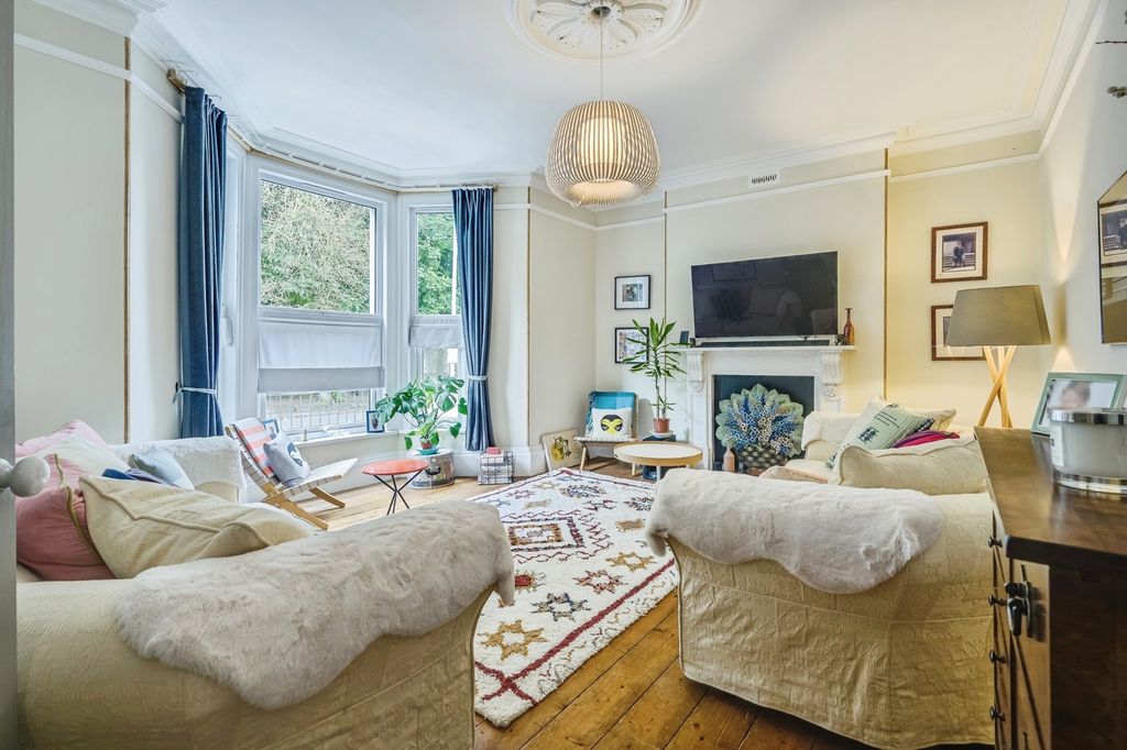 Property photo 2 of 24 Photo